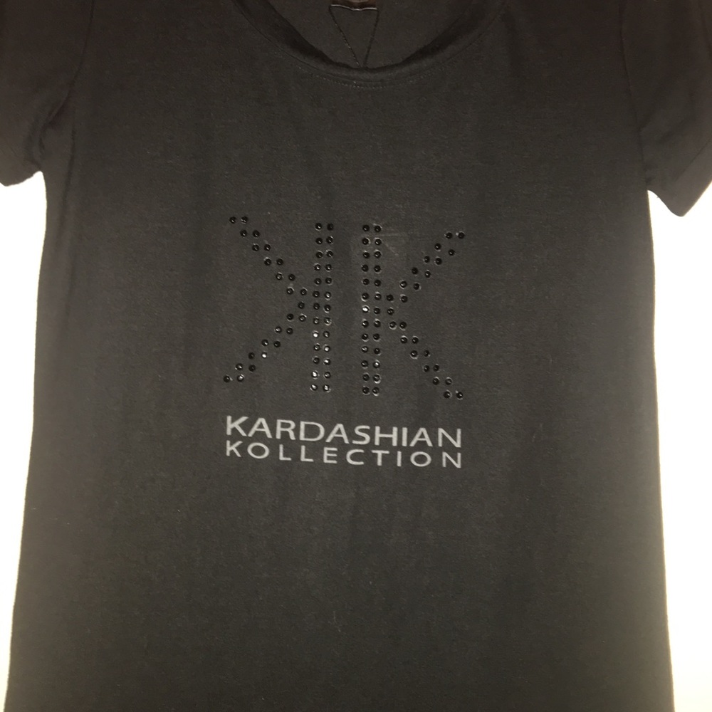 Kardashian Kollection signature black t-shirt M nh7